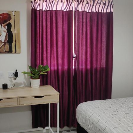30 Aldiss Drive Hotel Kingston Bagpuze Ngoại thất bức ảnh